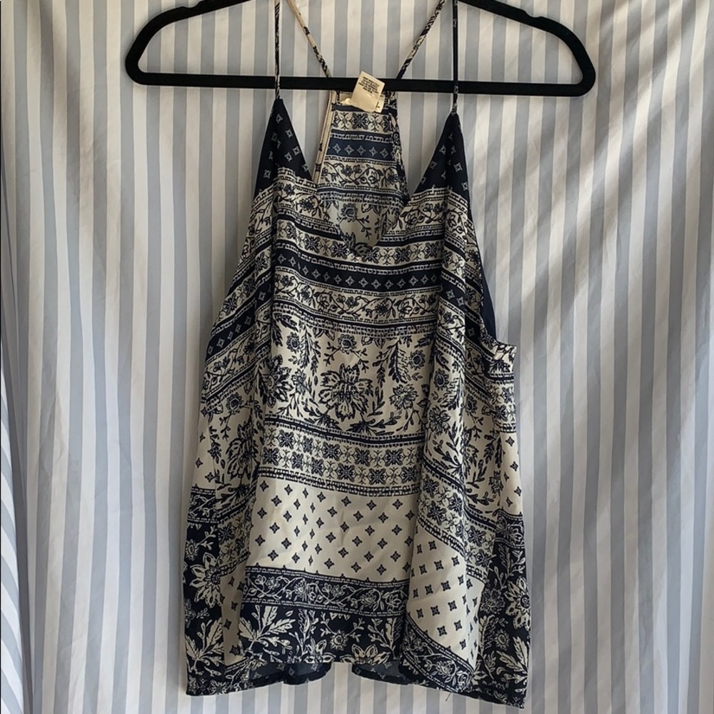 Wet Seal woman’s  top